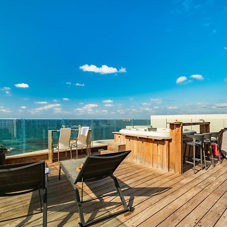 Penthouse 3Br + Roof Top + Parking - On The Beach Haifa Eksteriør billede